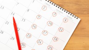 【社労士監修】13日を超える連続勤務禁止へ|法定休日制度改正のポイント